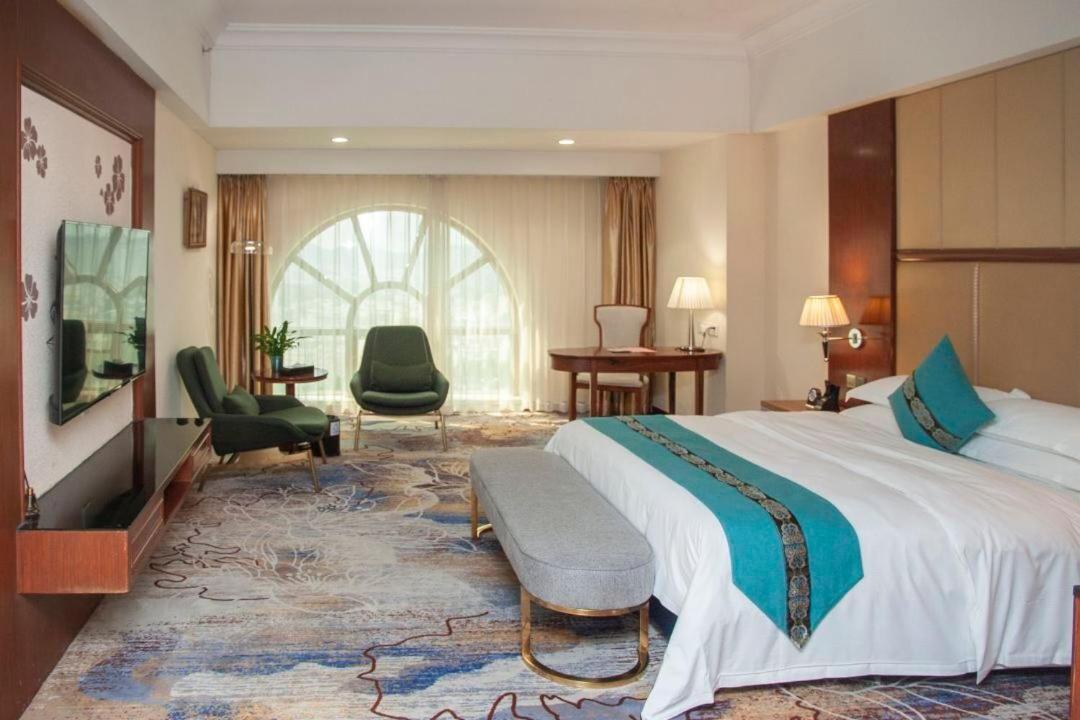 Gladden Hotel Jiangmen Exterior foto