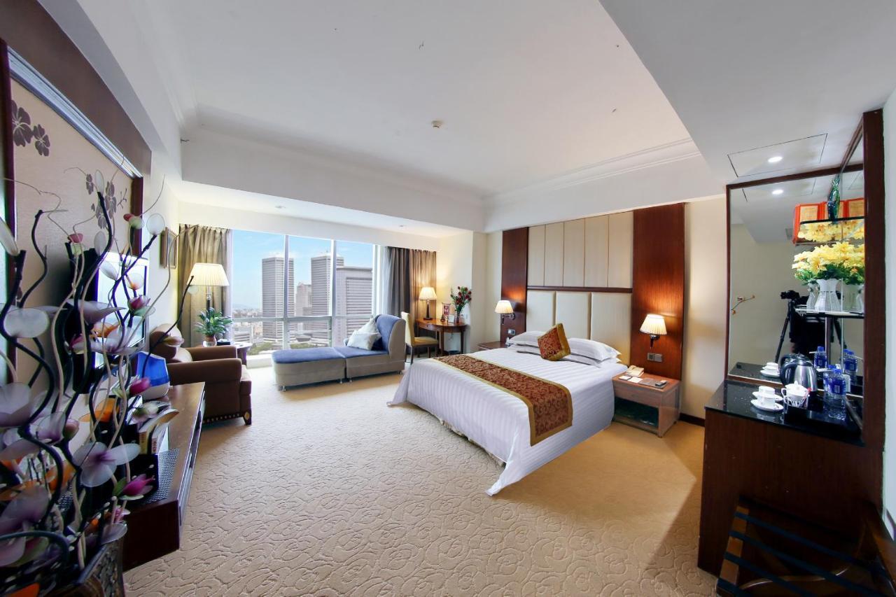 Gladden Hotel Jiangmen Exterior foto